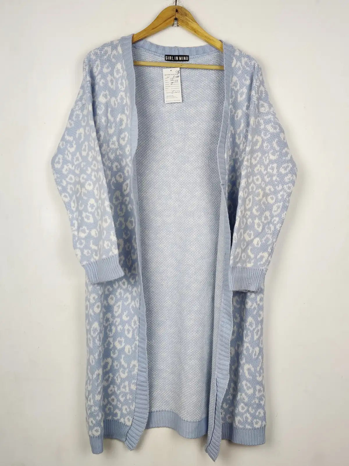 Buy online pre-used pre-loved 100% authentic & Original branded Girl In Mind (LC-8055) available in Pakistan. Top international brands avilable.