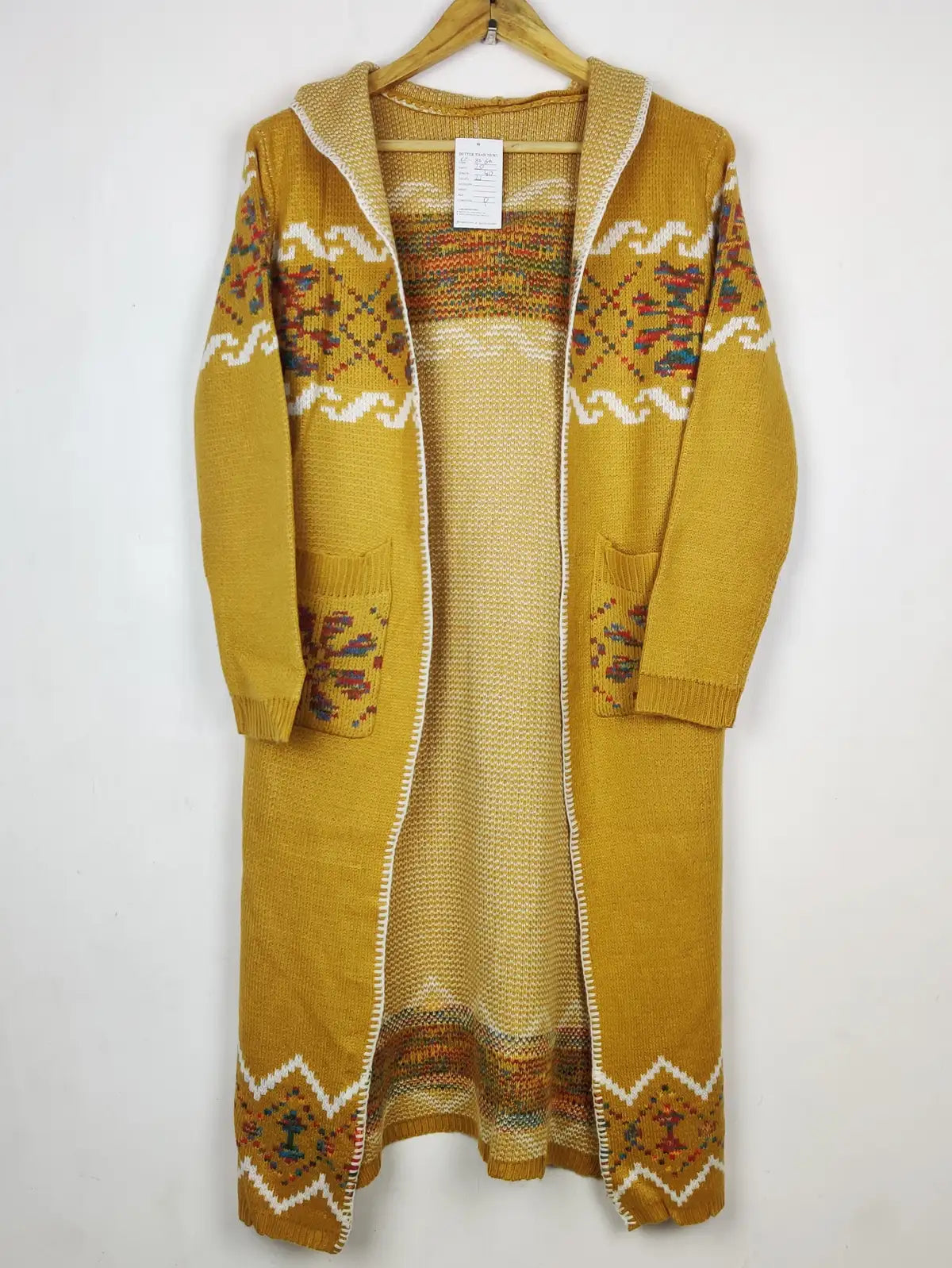 Buy online pre-used pre-loved 100% authentic & Original branded Unknown Brand (LC-8060) available in Pakistan. Top international brands avilable.