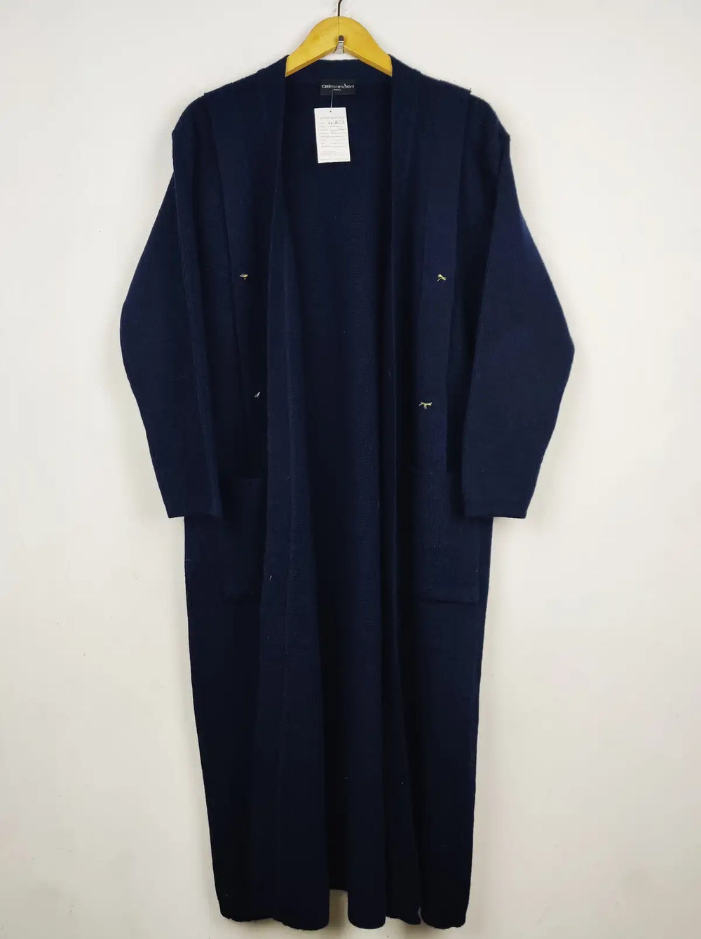 Buy online pre-used pre-loved 100% authentic & Original branded Crissandra (LC-8123) available in Pakistan. Top international brands avilable.