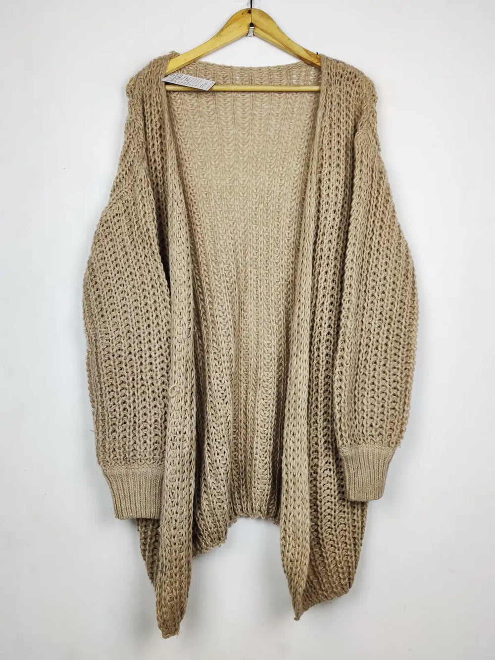 Buy online pre-used pre-loved 100% authentic & Original branded Shein (LC-8160) available in Pakistan. Top international brands avilable.