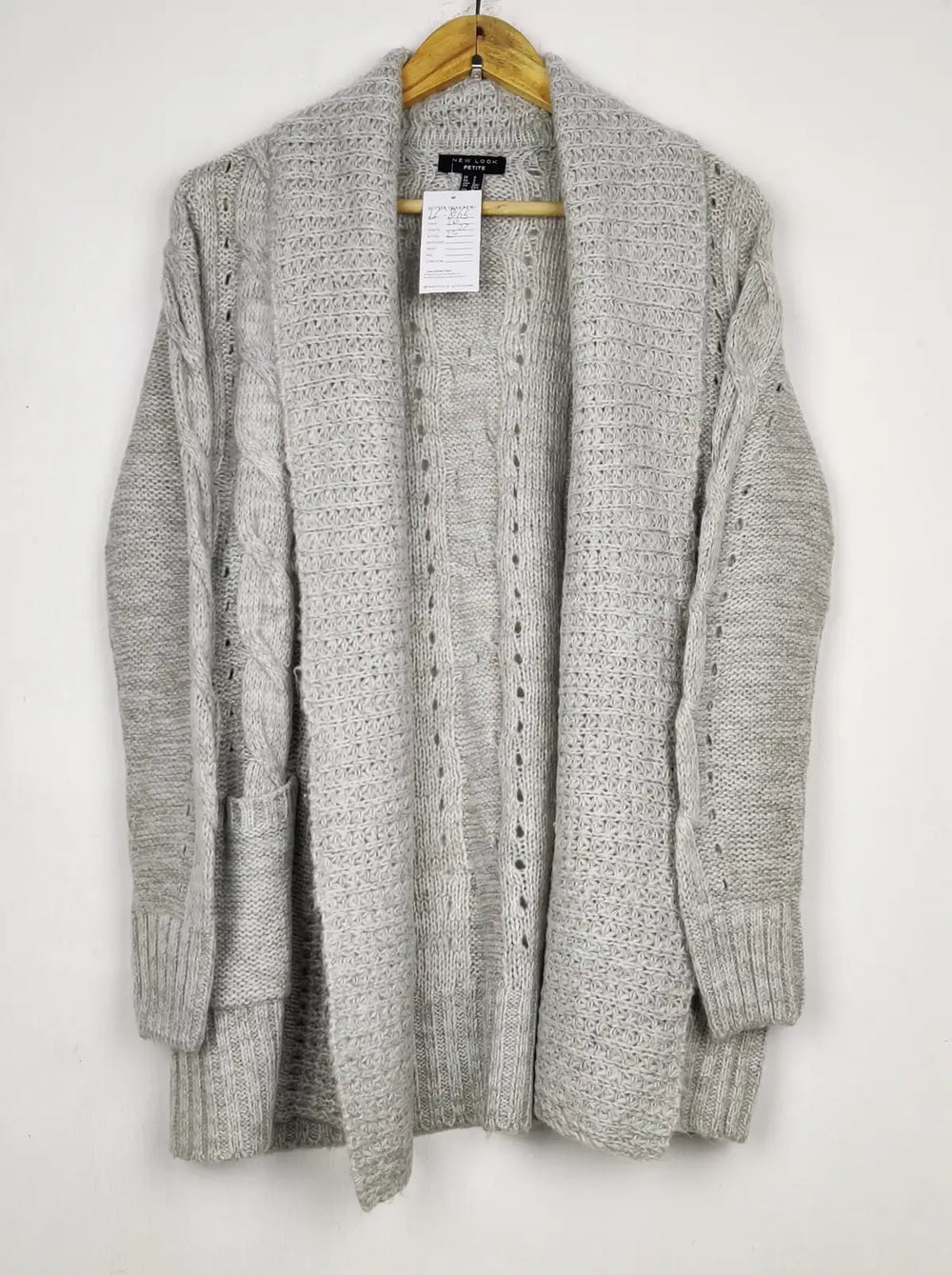 Buy online pre-used pre-loved 100% authentic & Original branded New Look (LC-8165) available in Pakistan. Top international brands avilable.