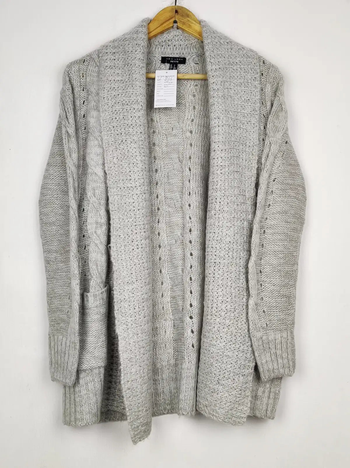 Buy online pre-used pre-loved 100% authentic & Original branded New Look (LC-8165) available in Pakistan. Top international brands avilable.
