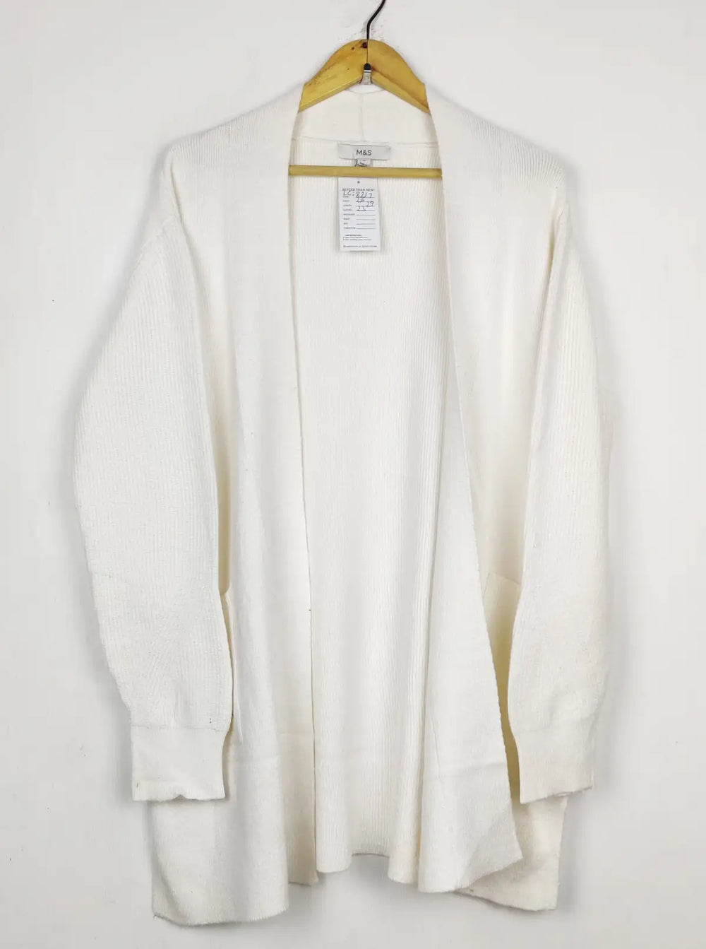 Buy online pre-used pre-loved 100% authentic & Original branded Marks & Spencer (LC-8217) available in Pakistan. Top international brands avilable.