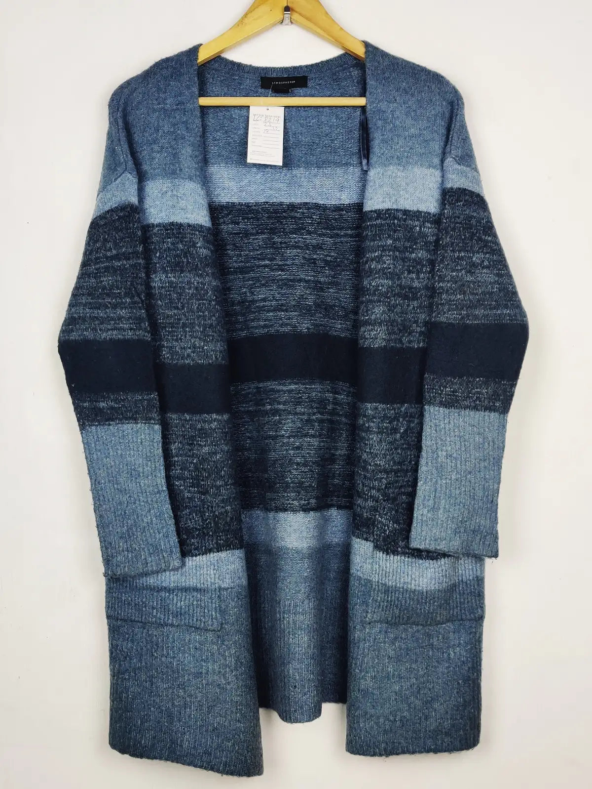 Buy online pre-used pre-loved 100% authentic & Original branded Atmosphere (LC-8219) available in Pakistan. Top international brands avilable.