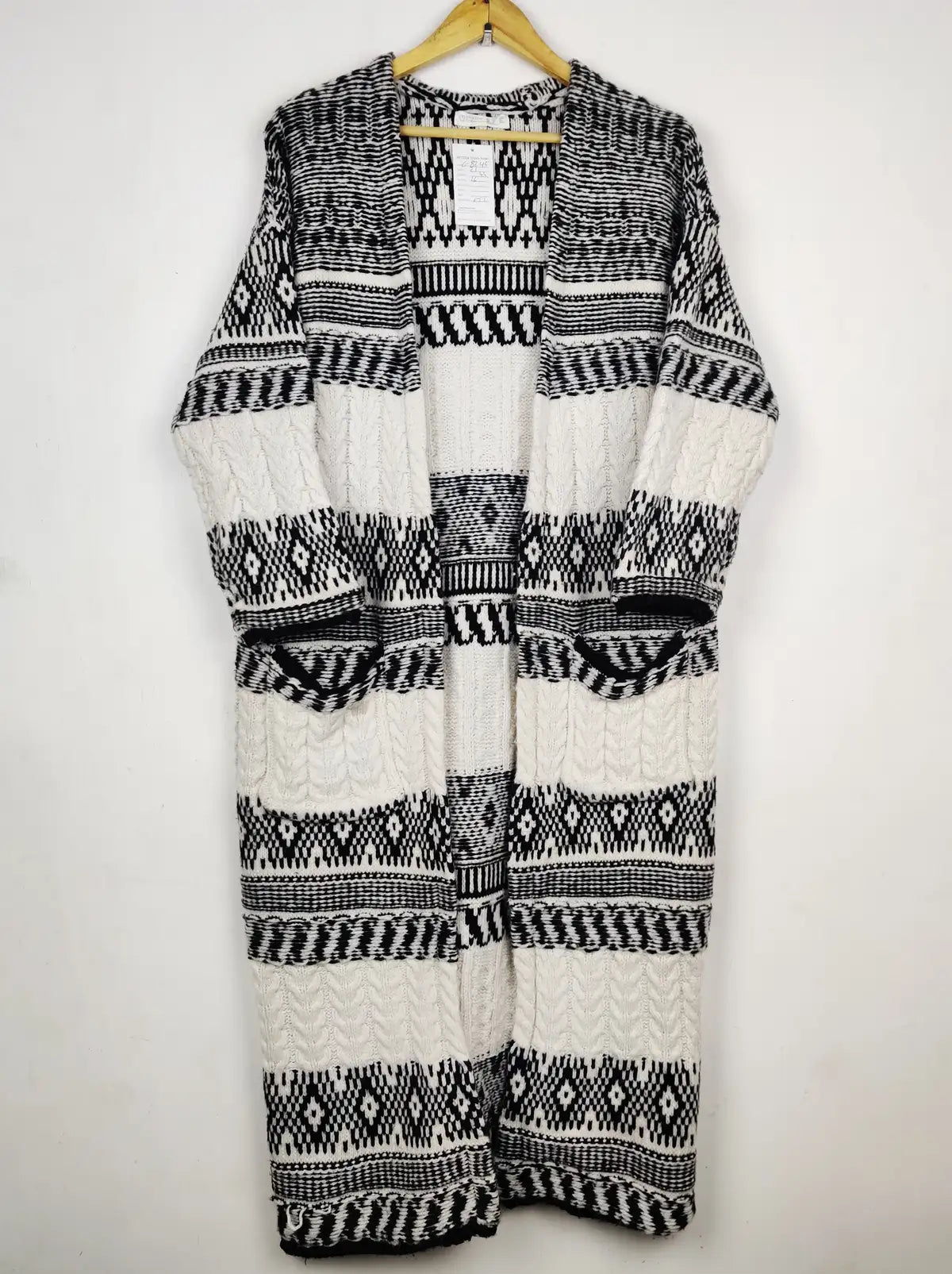 Buy online pre-used pre-loved 100% authentic & Original branded Primark (LC-8245) available in Pakistan. Top international brands avilable.