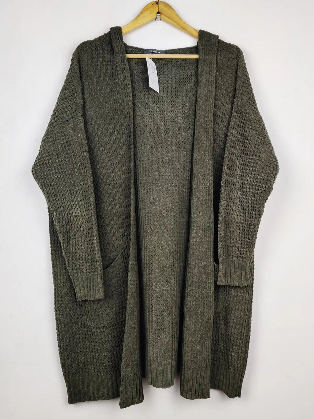 Buy online pre-used pre-loved 100% authentic & Original branded Primark (LC-8251) available in Pakistan. Top international brands avilable.