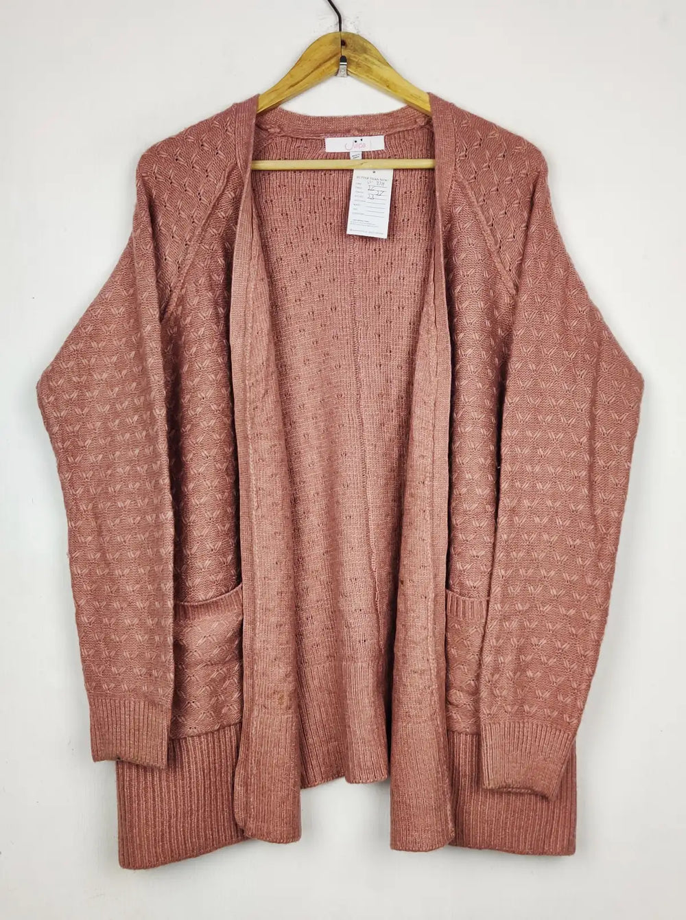 Buy online pre-used pre-loved 100% authentic & Original branded Julipa (LC-8319) available in Pakistan. Top international brands avilable.