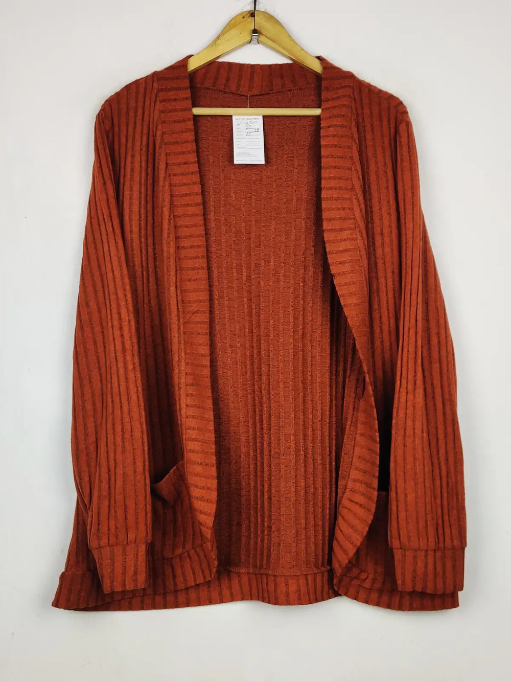 Buy online pre-used pre-loved 100% authentic & Original branded Unknown Brand (LC-8550) available in Pakistan. Top international brands avilable.