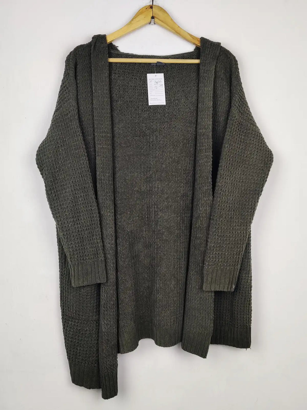 Buy online pre-used pre-loved 100% authentic & Original branded Primark (LC-8553) available in Pakistan. Top international brands avilable.