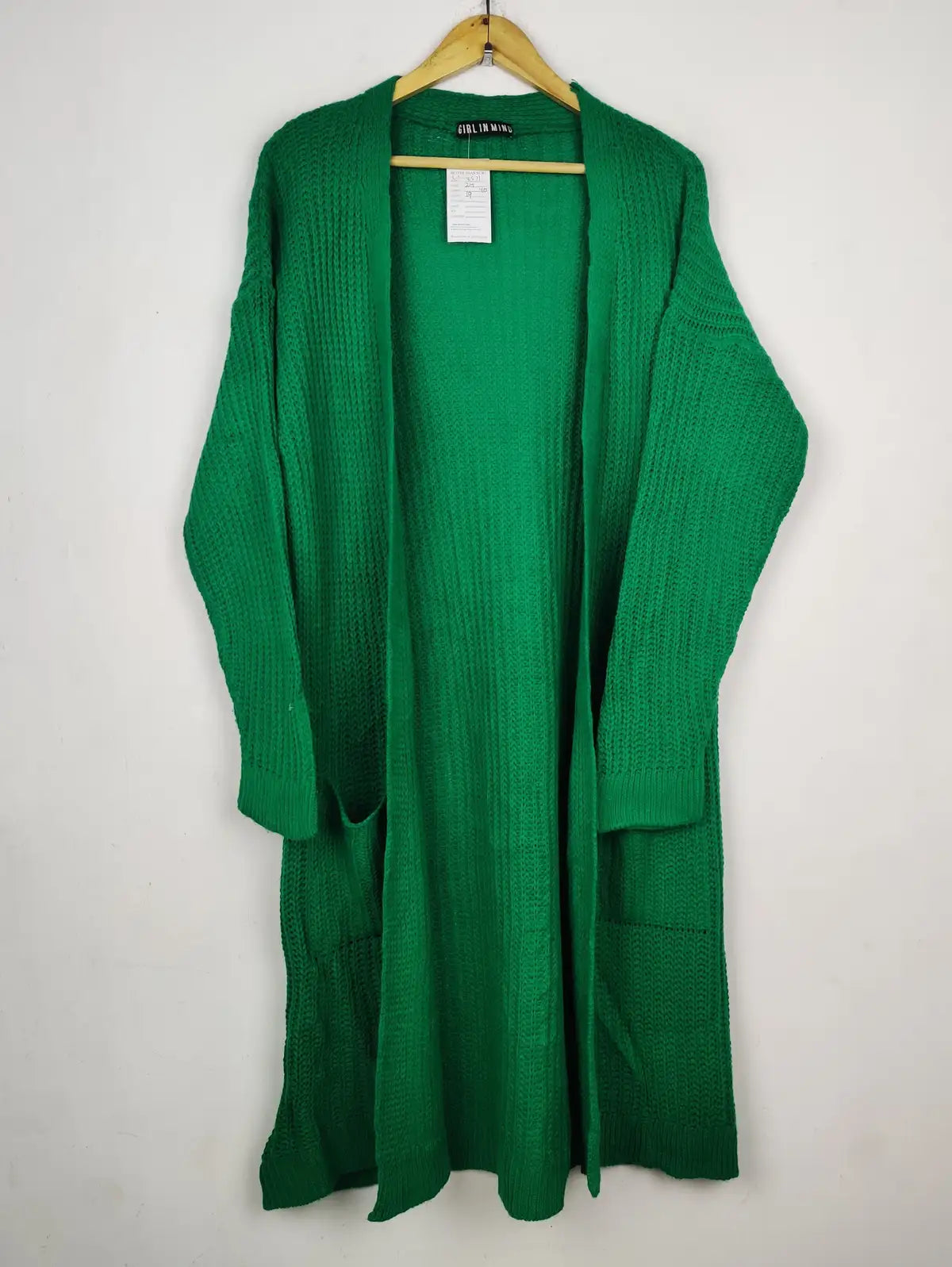 Buy online pre-used pre-loved 100% authentic & Original branded Girl In Mind (LC-8571) available in Pakistan. Top international brands avilable.