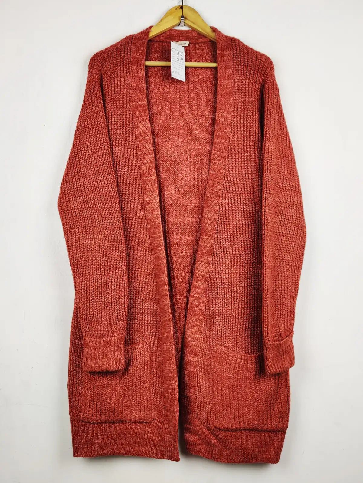 Buy online pre-used pre-loved 100% authentic & Original branded River Island (LC-8606) available in Pakistan. Top international brands avilable.
