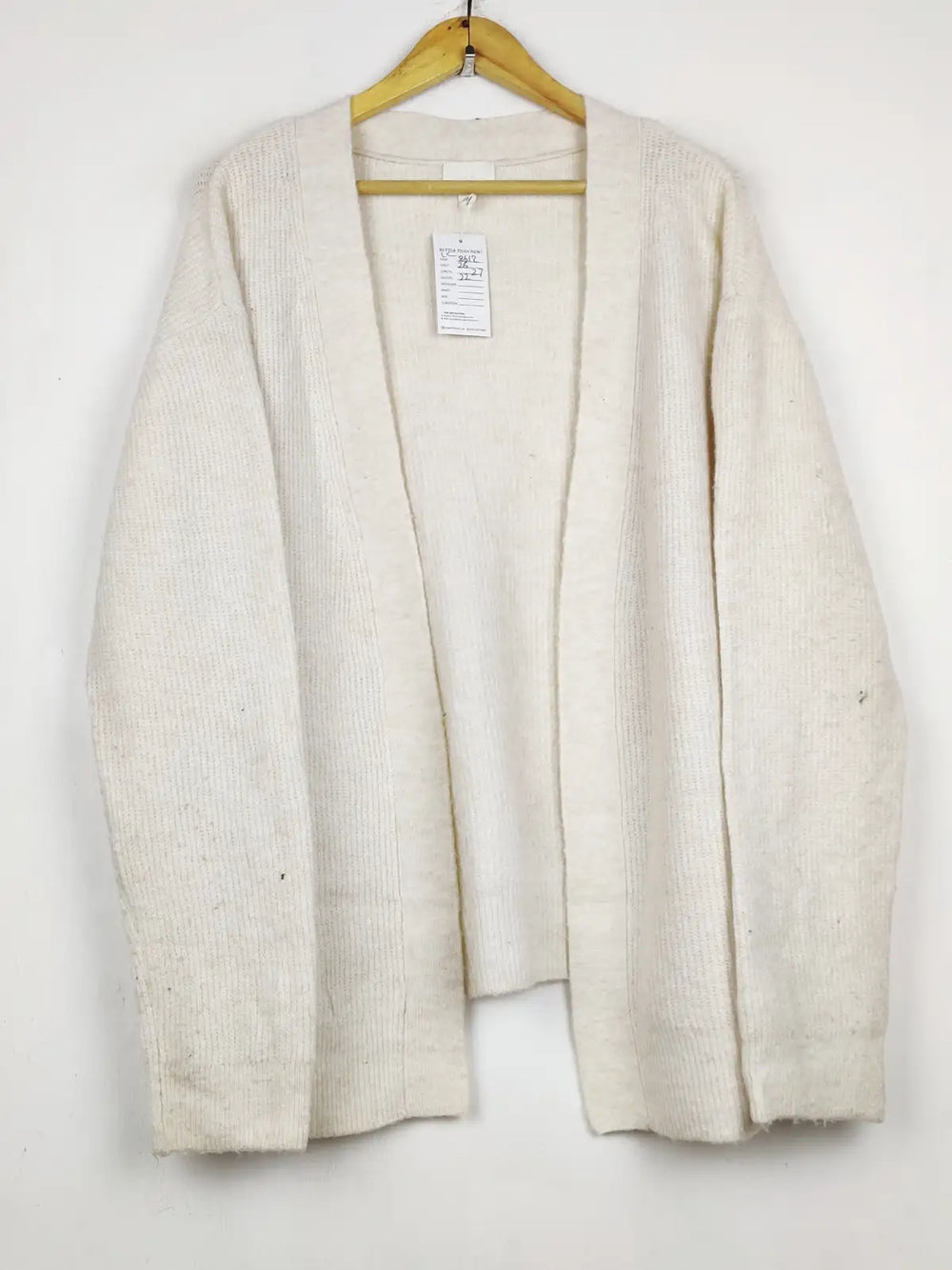 Buy online pre-used pre-loved 100% authentic & Original branded H&M (LC-8612) available in Pakistan. Top international brands avilable.