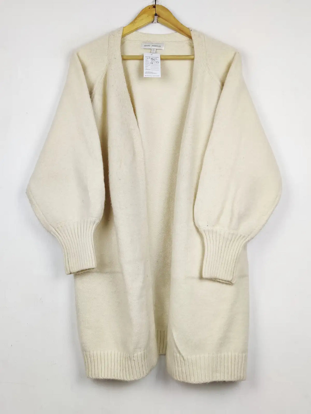 Buy online pre-used pre-loved 100% authentic & Original branded Marc Angelo (LC-8622) available in Pakistan. Top international brands avilable.