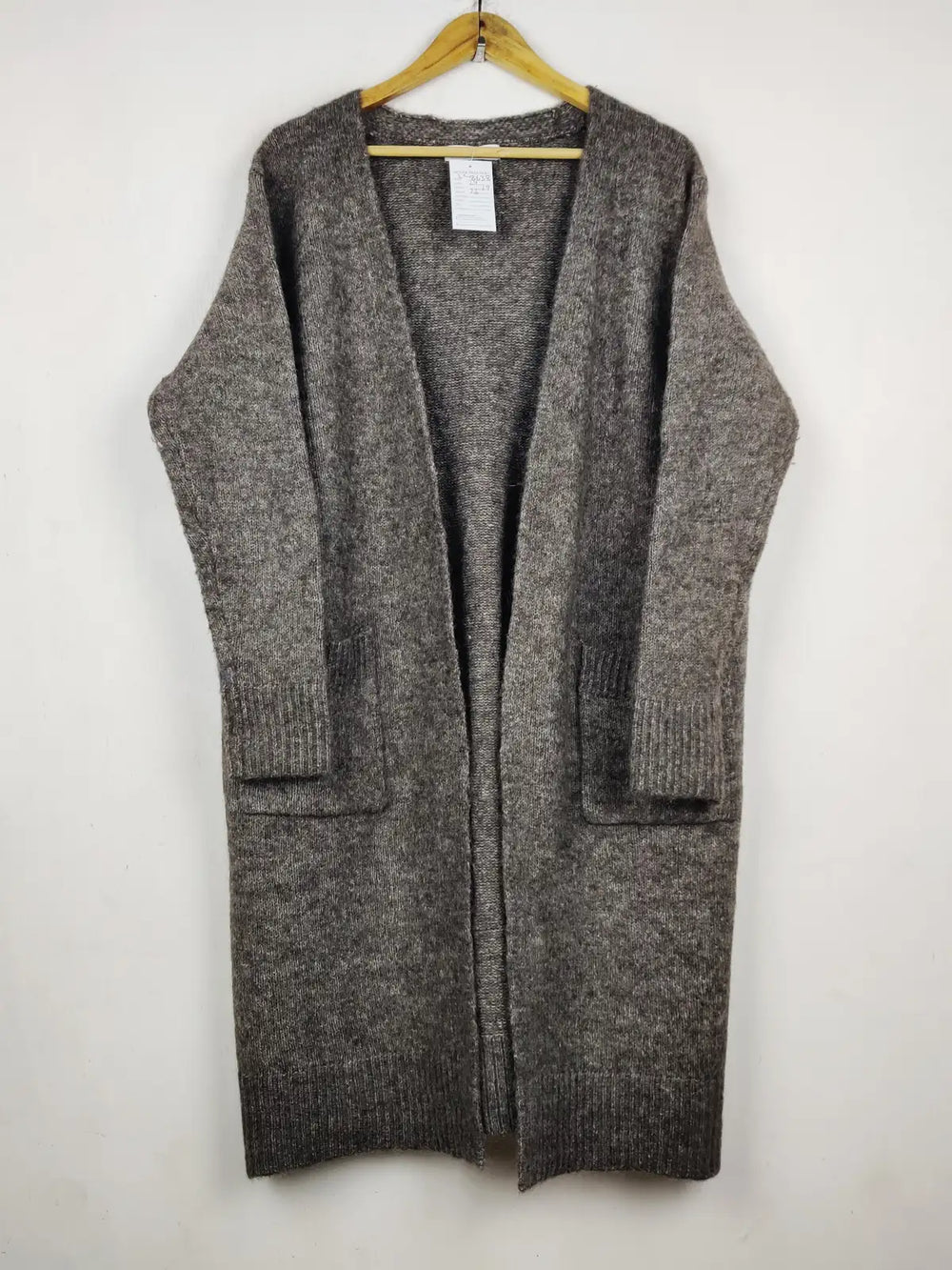 Buy online pre-used pre-loved 100% authentic & Original branded Primark (LC-8638) available in Pakistan. Top international brands avilable.