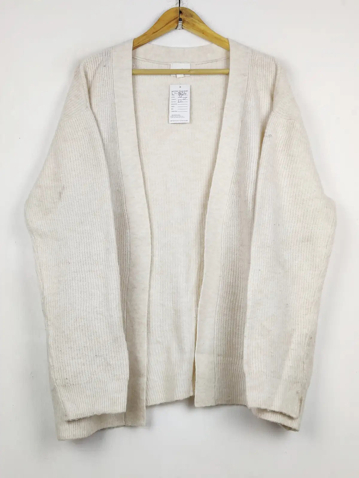 Buy online pre-used pre-loved 100% authentic & Original branded H&M (LC-8654) available in Pakistan. Top international brands avilable.