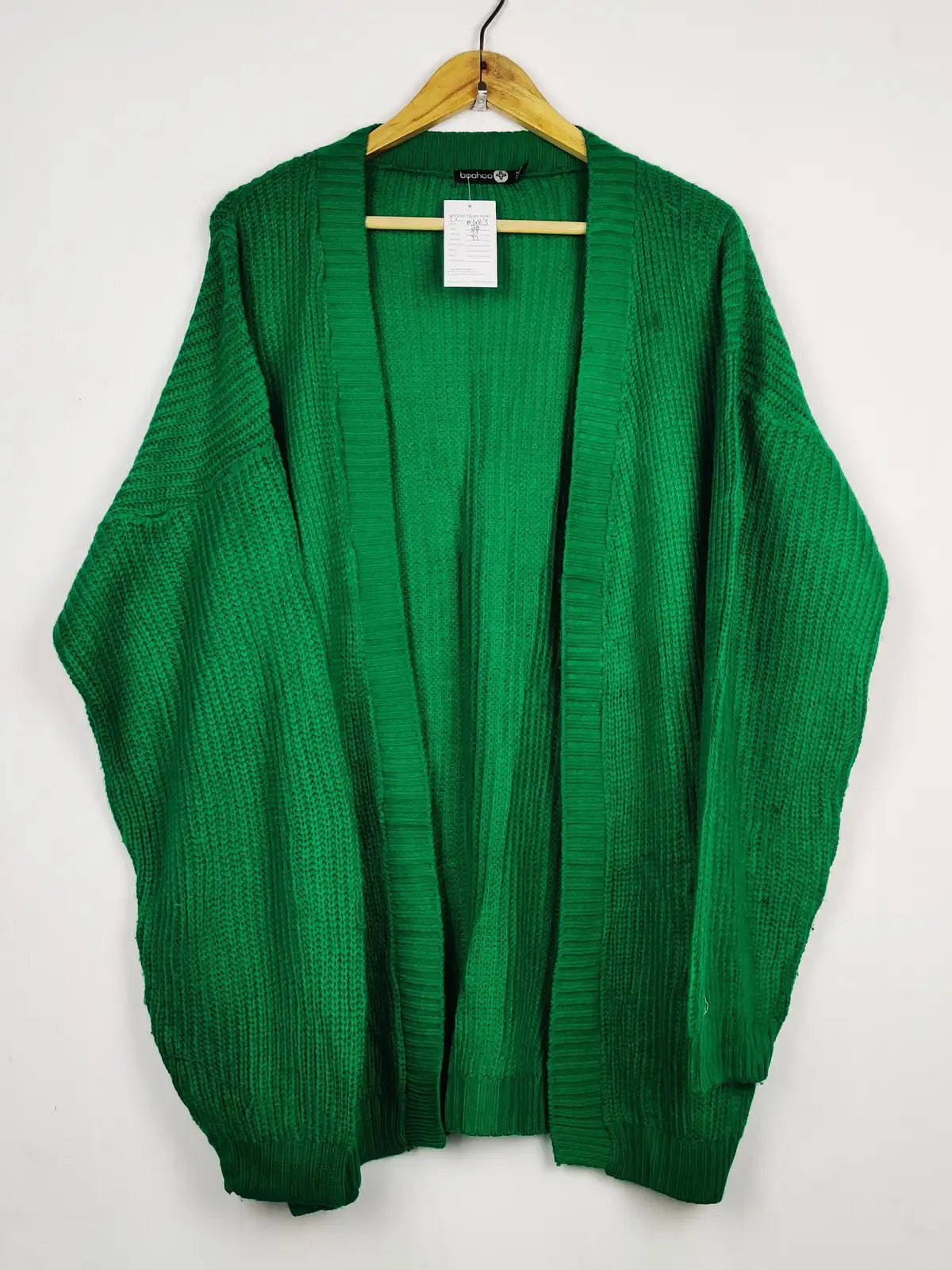Buy online pre-used pre-loved 100% authentic & Original branded Boohoo (LC-8683) available in Pakistan. Top international brands avilable.