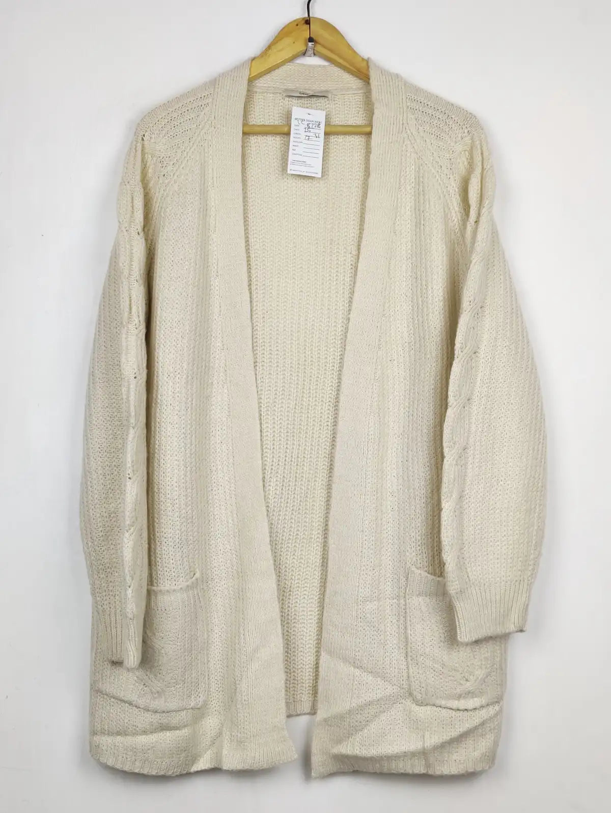 Buy online pre-used pre-loved 100% authentic & Original branded George (LC-8728) available in Pakistan. Top international brands avilable.
