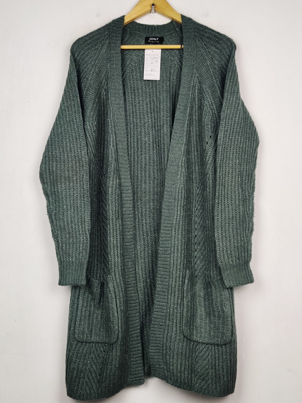 Only (LC-8823)
