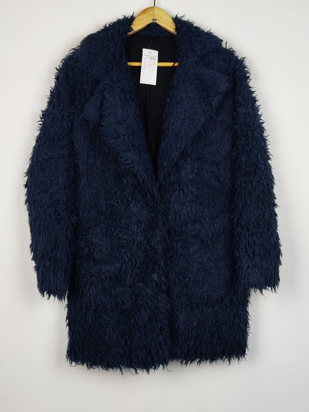 Zara (LC-8985)
