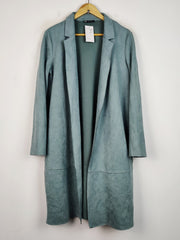 Zara (LC-8995)
