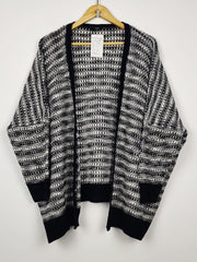 F&F (LC-9252)