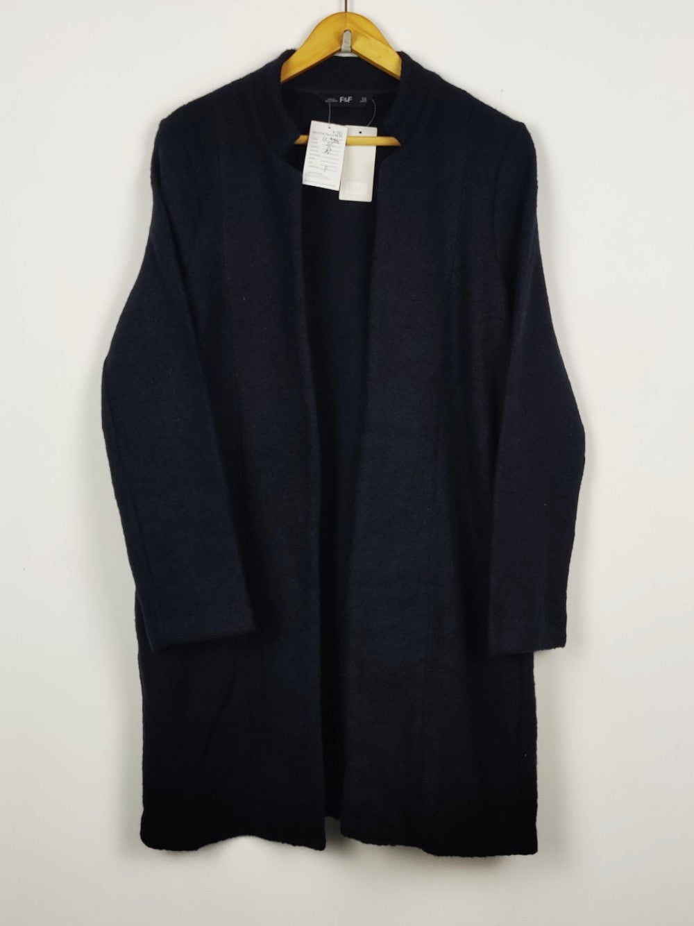 F&F (LC-9363)