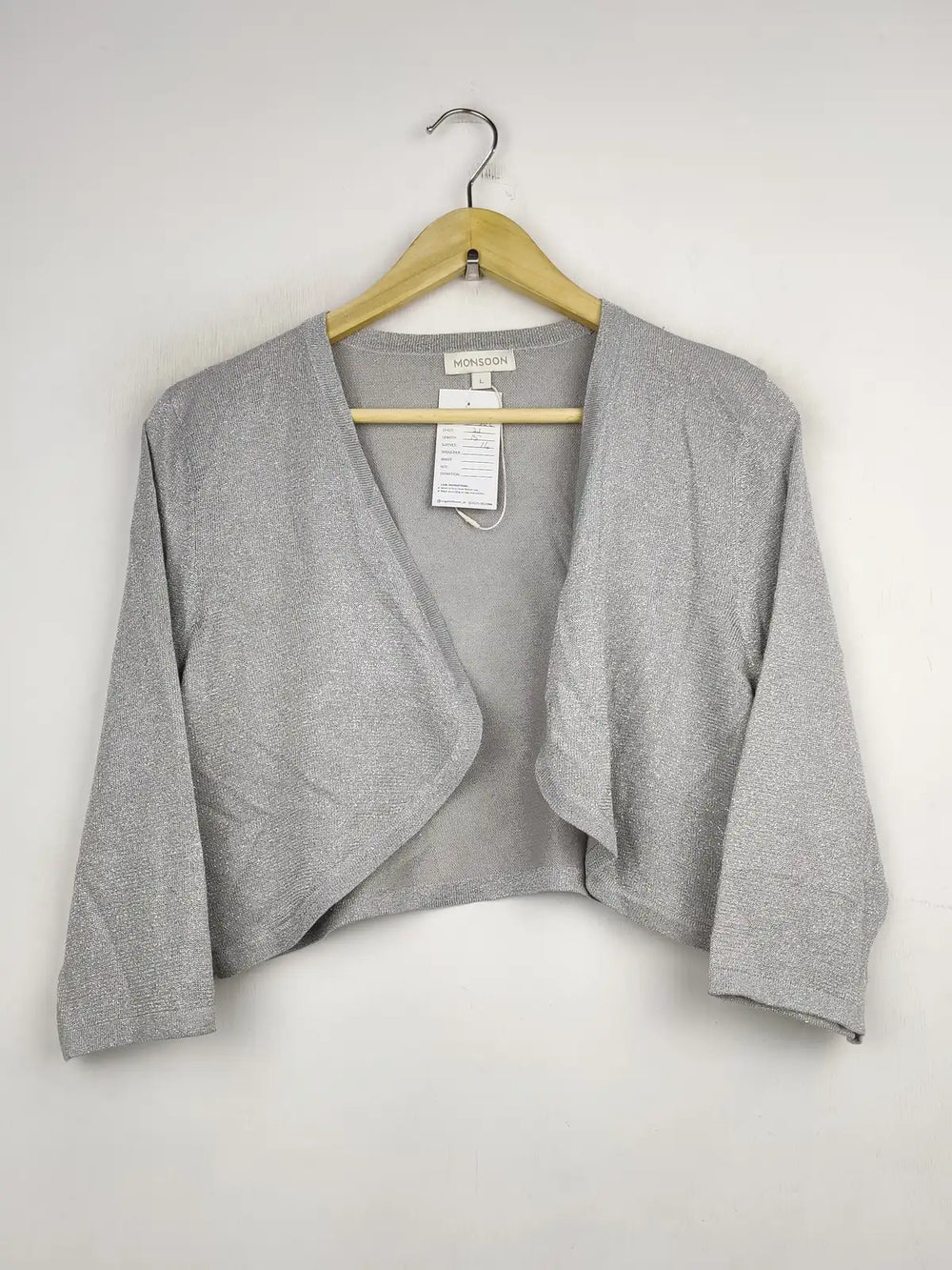 Buy online pre-used pre-loved 100% authentic & Original branded Monsoon (LS-10383) available in Pakistan. Top international brands avilable.