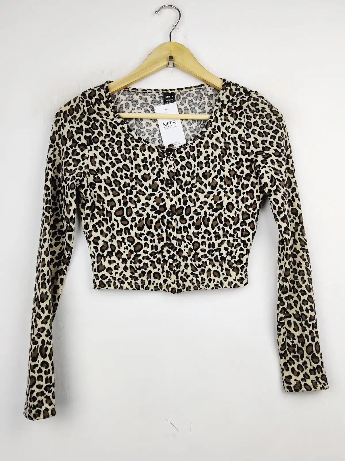 Buy online pre-used pre-loved 100% authentic & Original branded Shein (LS-10384) available in Pakistan. Top international brands avilable.