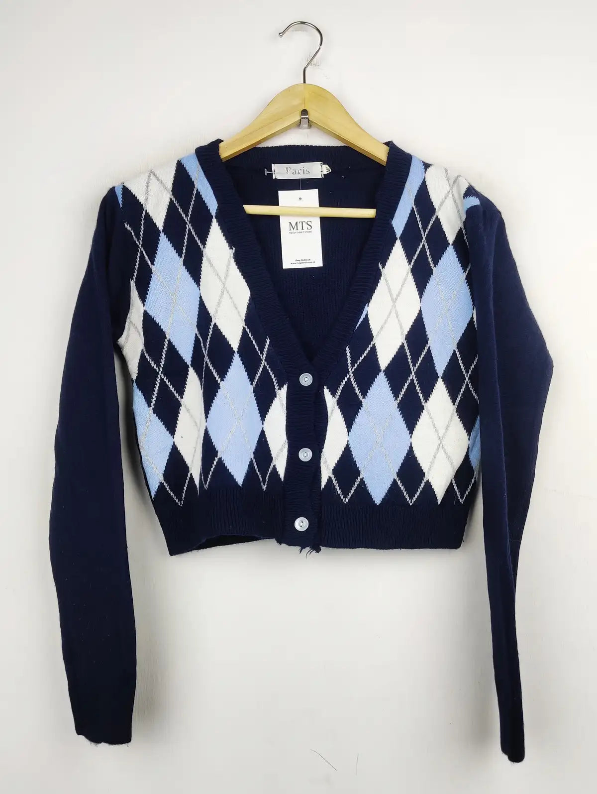 Buy online pre-used pre-loved 100% authentic & Original branded Paris (LS-10400) available in Pakistan. Top international brands avilable.