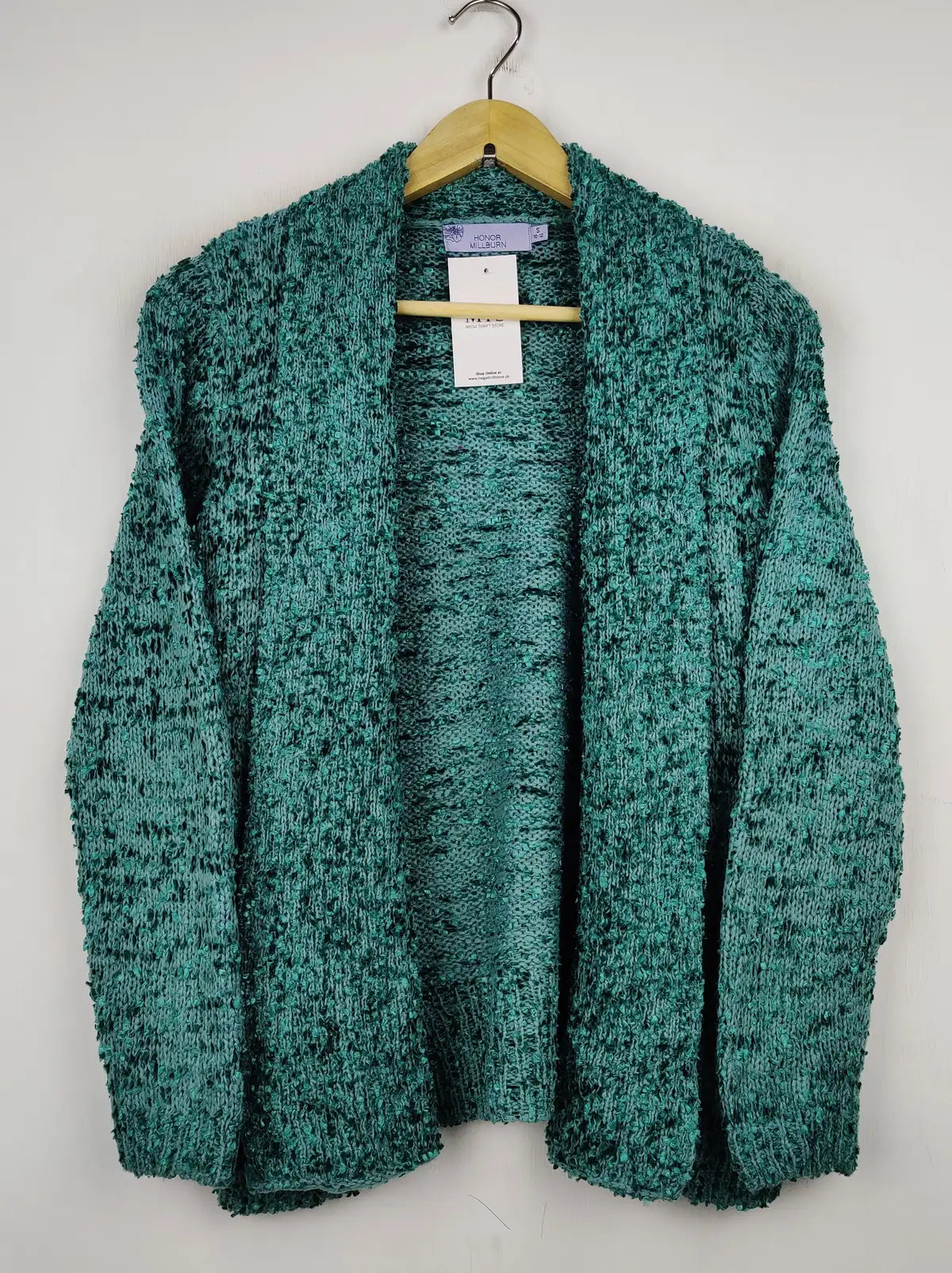 Buy online pre-used pre-loved 100% authentic & Original branded Honor Millburn (LS-10426) available in Pakistan. Top international brands avilable.