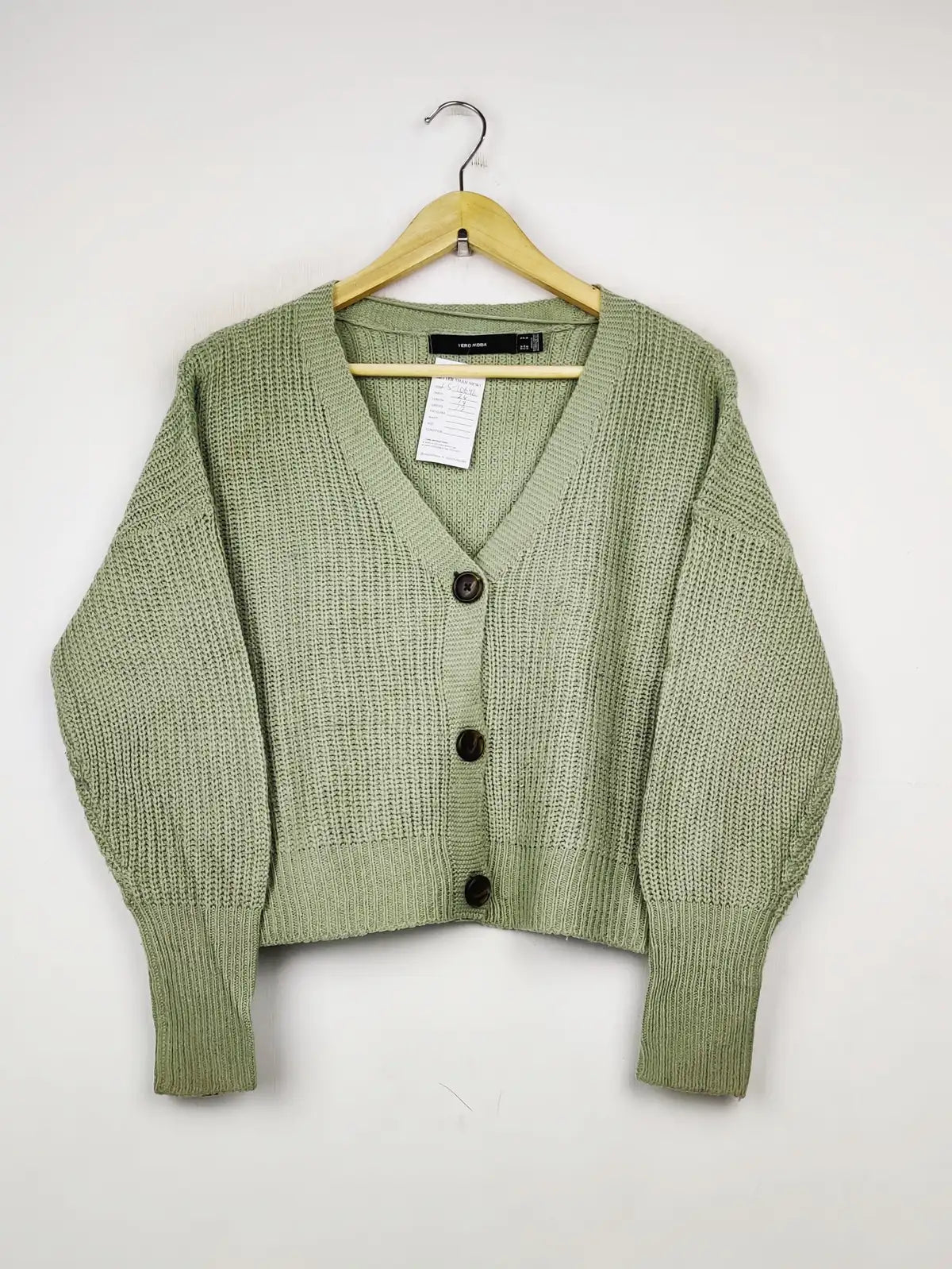 Buy online pre-used pre-loved 100% authentic & Original branded Vero Moda (LS-10646) available in Pakistan. Top international brands avilable.