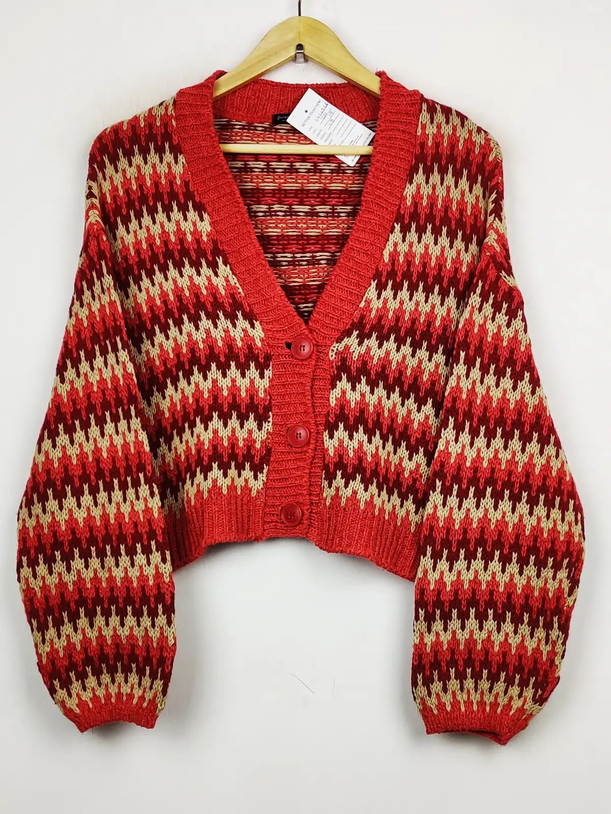 Buy online pre-used pre-loved 100% authentic & Original branded Stradivarius (LS-10886) available in Pakistan. Top international brands avilable.