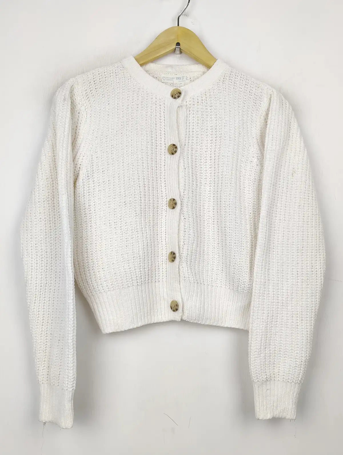 Buy online pre-used pre-loved 100% authentic & Original branded Primark (LS-11025) available in Pakistan. Top international brands avilable.