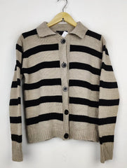 Buy online pre-used pre-loved 100% authentic & Original branded New Look (LS-11065) available in Pakistan. Top international brands avilable.