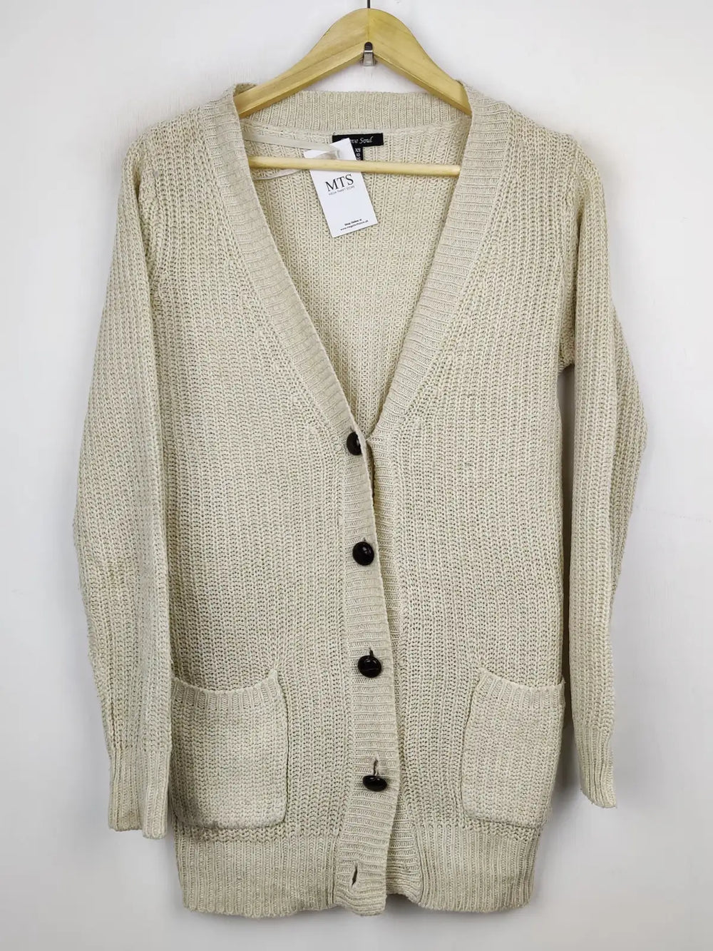 Buy online pre-used pre-loved 100% authentic & Original branded Brave Soul (LS-11119) available in Pakistan. Top international brands avilable.