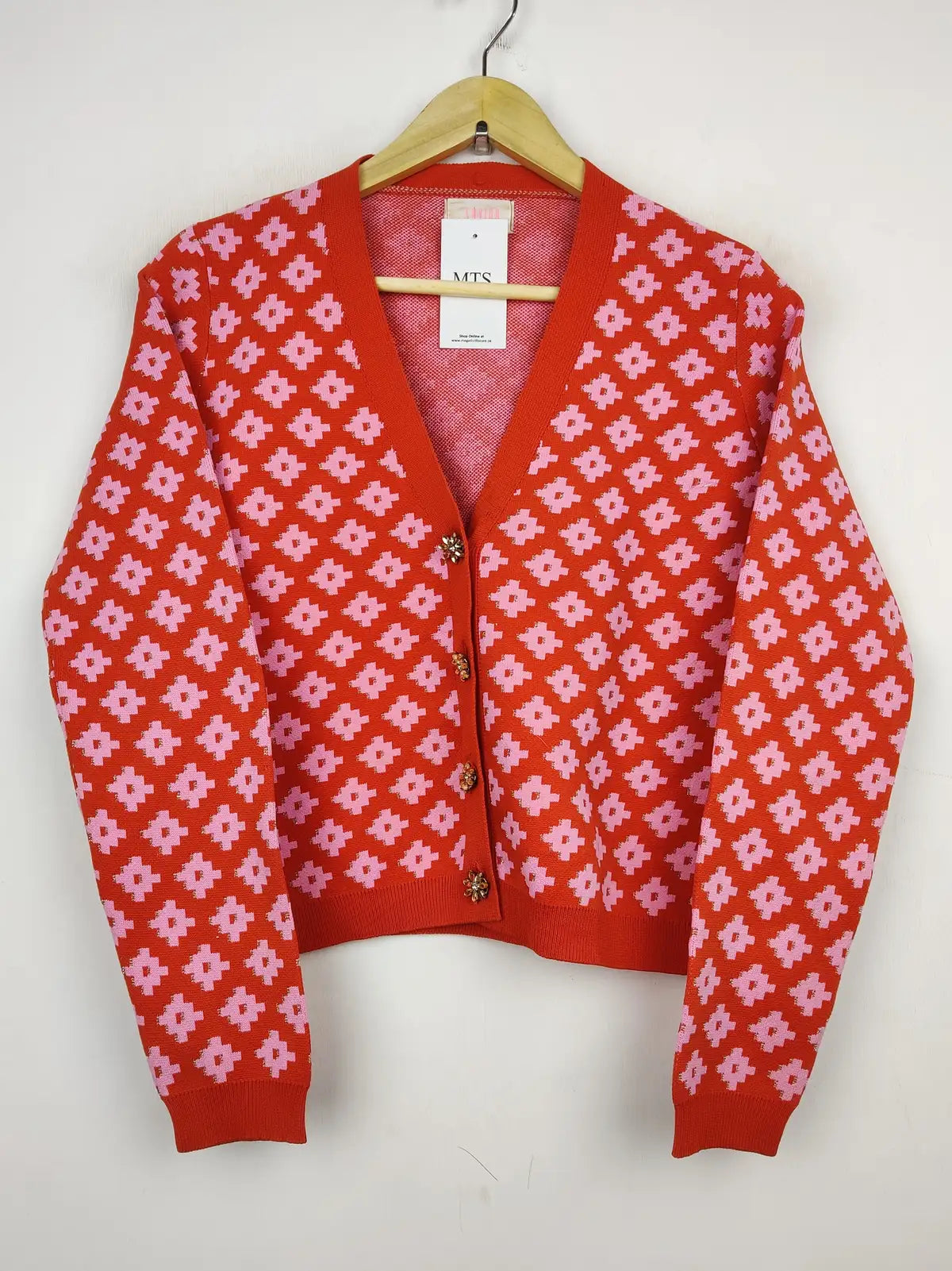 Buy online pre-used pre-loved 100% authentic & Original branded Savida (LS-11228) available in Pakistan. Top international brands avilable.