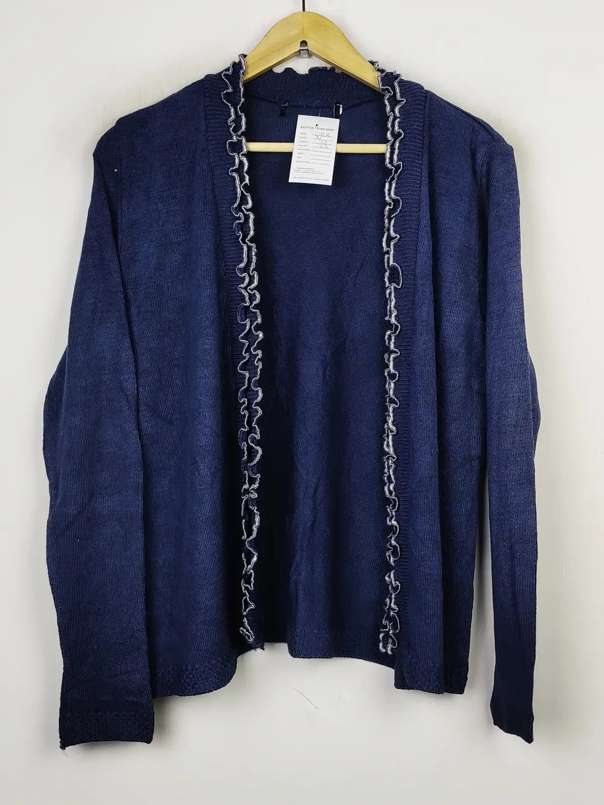 Buy online pre-used pre-loved 100% authentic & Original branded Unknown Brand (LS-11286) available in Pakistan. Top international brands avilable.