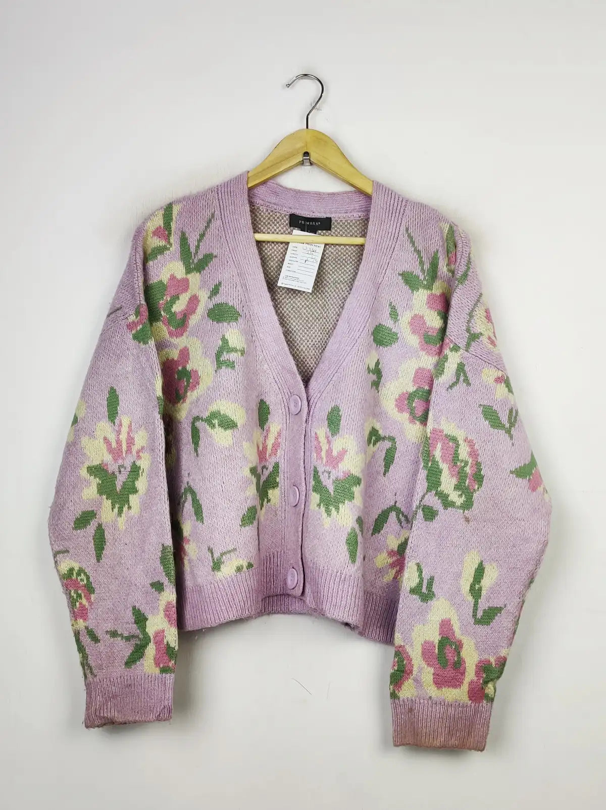 Buy online pre-used pre-loved 100% authentic & Original branded Primark (LS-11329) available in Pakistan. Top international brands avilable.