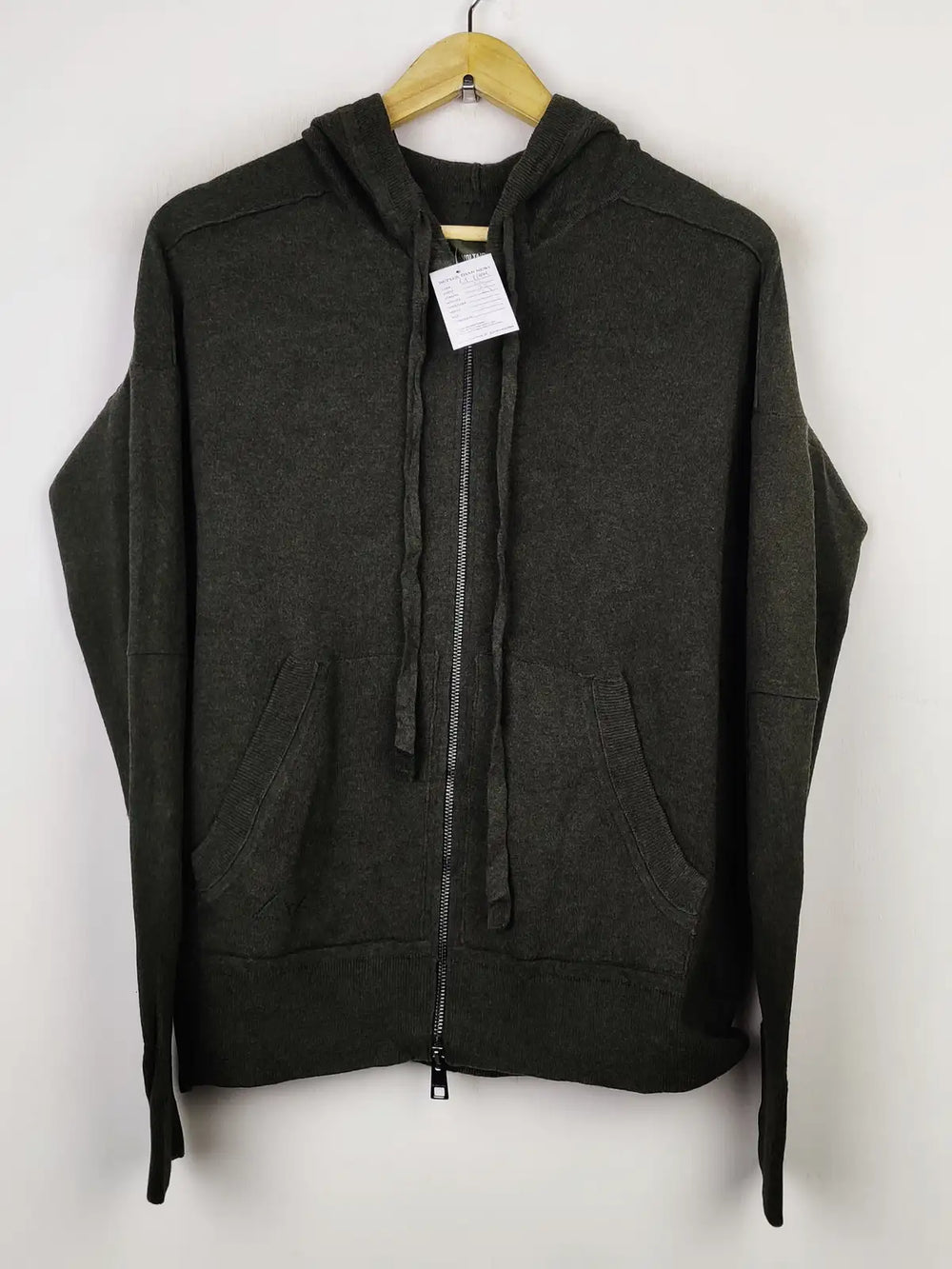 Buy online pre-used pre-loved 100% authentic & Original branded Zadig & Voltaire (LS-11446) available in Pakistan. Top international brands avilable.