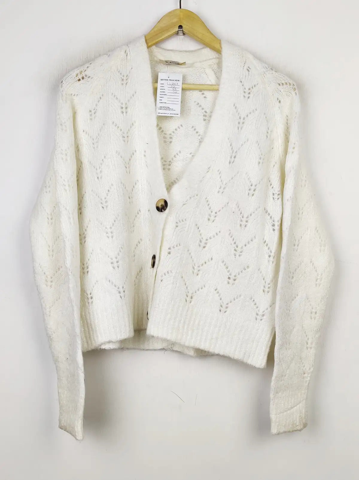 Buy online pre-used pre-loved 100% authentic & Original branded Glamify (LS-11454) available in Pakistan. Top international brands avilable.