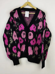 Buy online pre-used pre-loved 100% authentic & Original branded Yuni (LS-11455) available in Pakistan. Top international brands avilable.