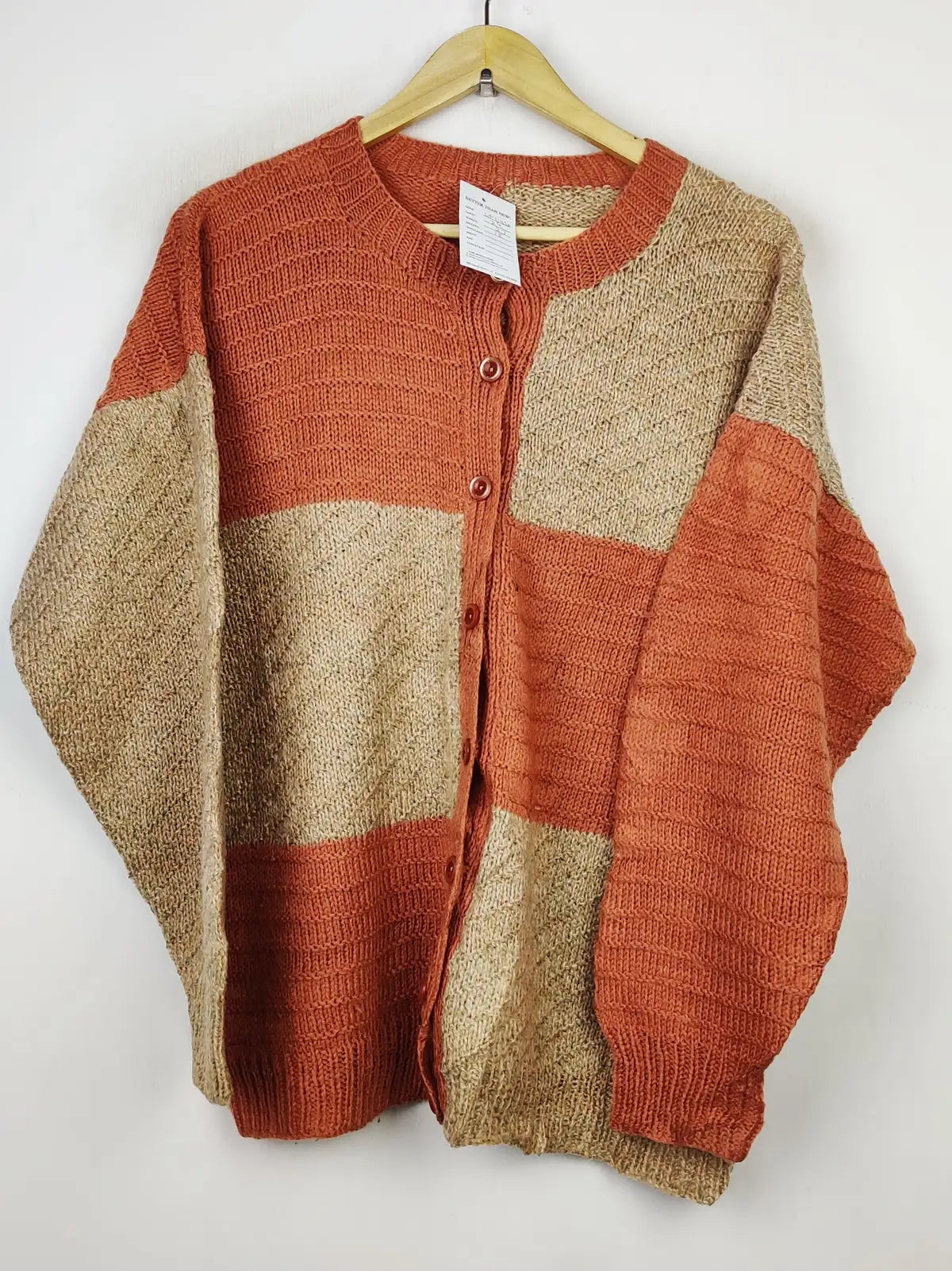 Buy online pre-used pre-loved 100% authentic & Original branded Unknown Brand (LS-11470) available in Pakistan. Top international brands avilable.