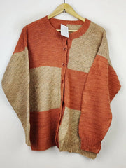 Buy online pre-used pre-loved 100% authentic & Original branded Unknown Brand (LS-11470) available in Pakistan. Top international brands avilable.