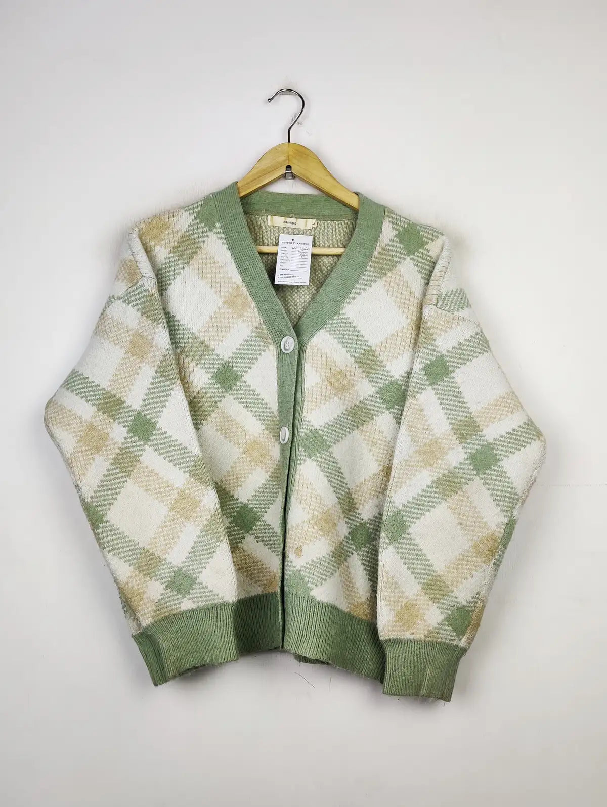 Buy online pre-used pre-loved 100% authentic & Original branded Freshtaro (LS-11473) available in Pakistan. Top international brands avilable.