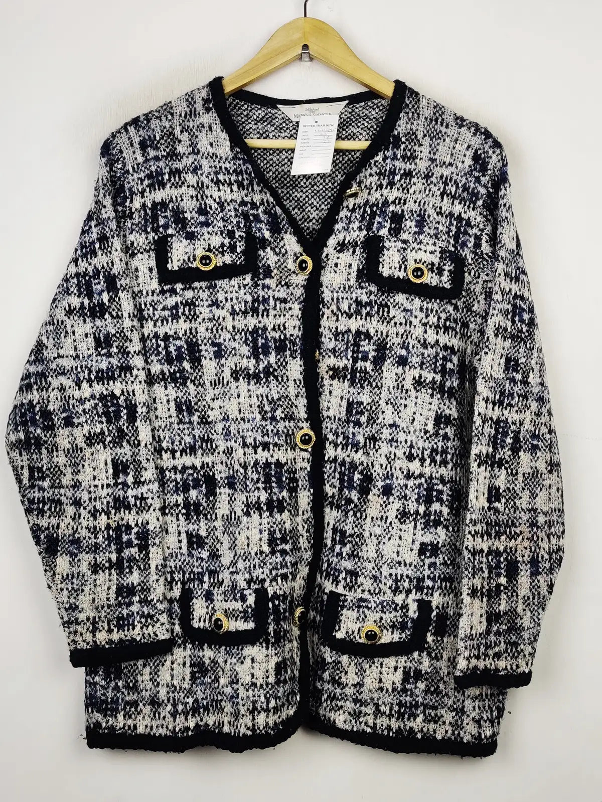 Buy online pre-used pre-loved 100% authentic & Original branded Marks & Spencer (LS-11475) available in Pakistan. Top international brands avilable.