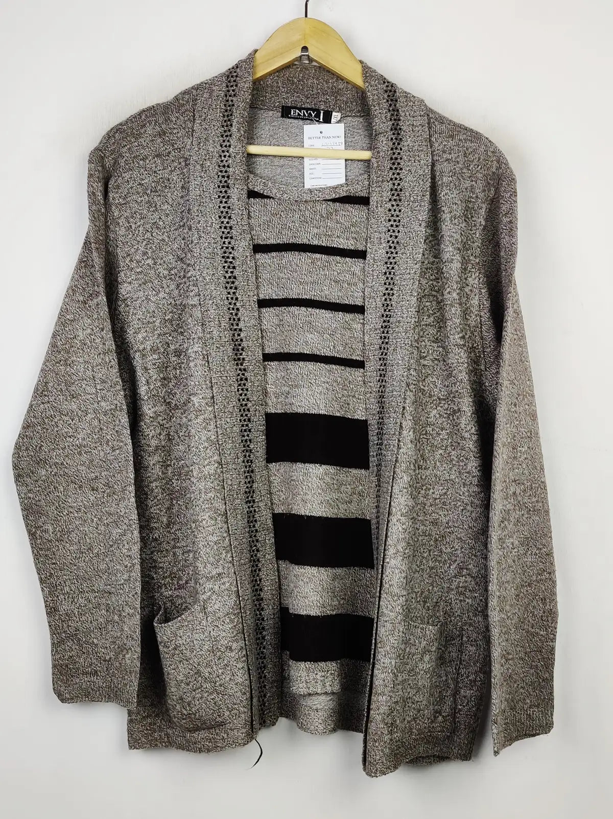 Buy online pre-used pre-loved 100% authentic & Original branded Envy (LS-11489) available in Pakistan. Top international brands avilable.