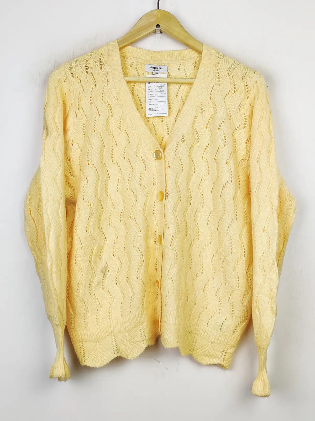 Buy online pre-used pre-loved 100% authentic & Original branded Simply Be (LS-11507) available in Pakistan. Top international brands avilable.