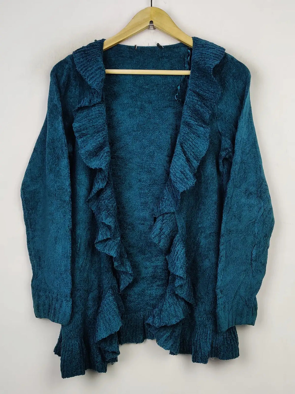 Buy online pre-used pre-loved 100% authentic & Original branded Unknown Brand (LS-11591) available in Pakistan. Top international brands avilable.