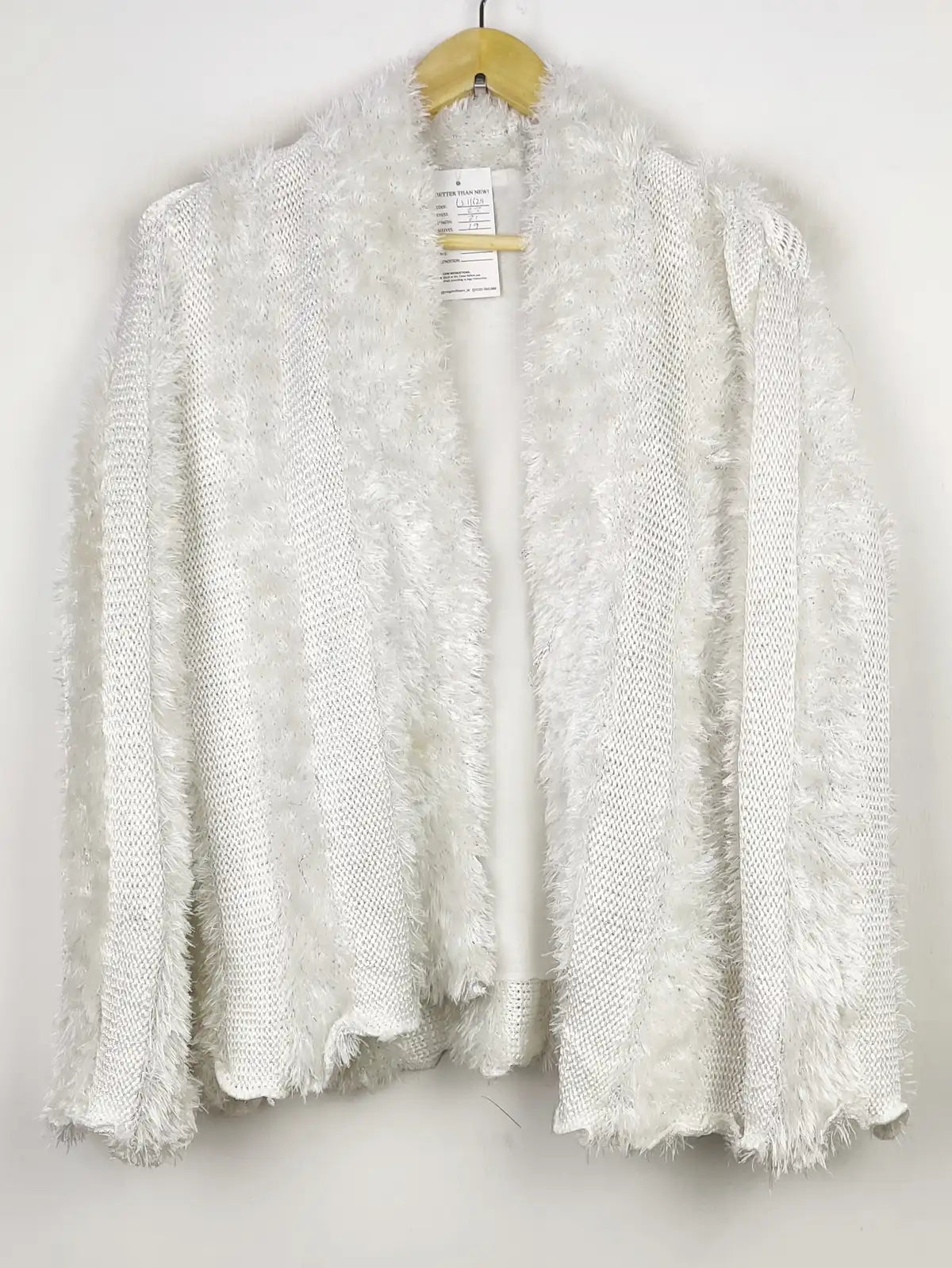 Buy online pre-used pre-loved 100% authentic & Original branded Unknown Brand (LS-11629) available in Pakistan. Top international brands avilable.