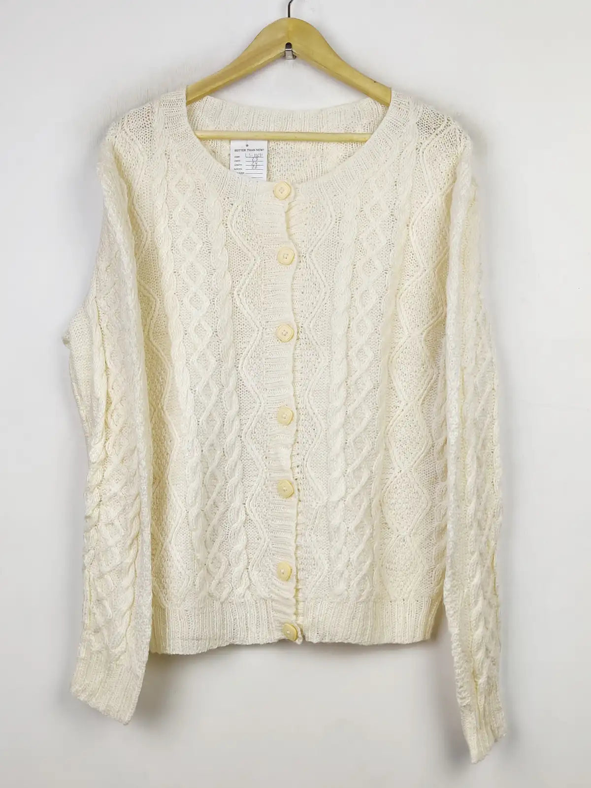 Buy online pre-used pre-loved 100% authentic & Original branded Unknown Brand (LS-11650) available in Pakistan. Top international brands avilable.